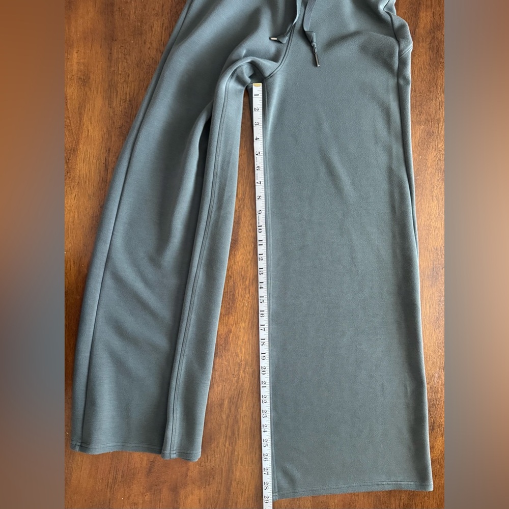 Spanx AirEssentials Wide Leg Pant - Small - Picture 5 of 12
